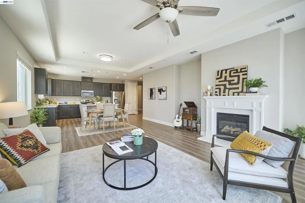 243 Gannet St Vacaville, CA 95688