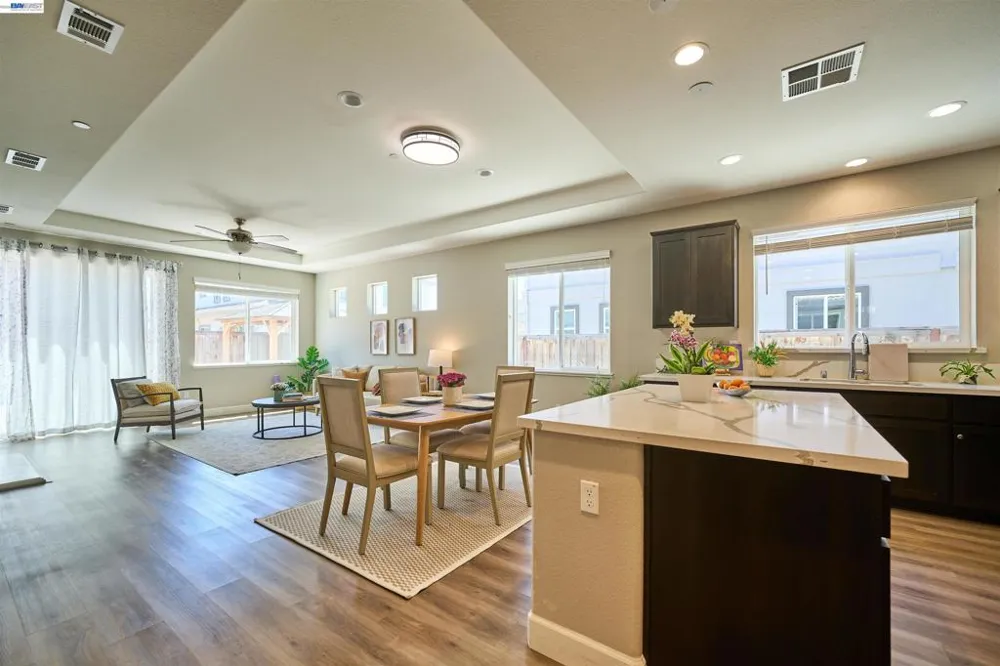 243 Gannet St Vacaville, CA 95688