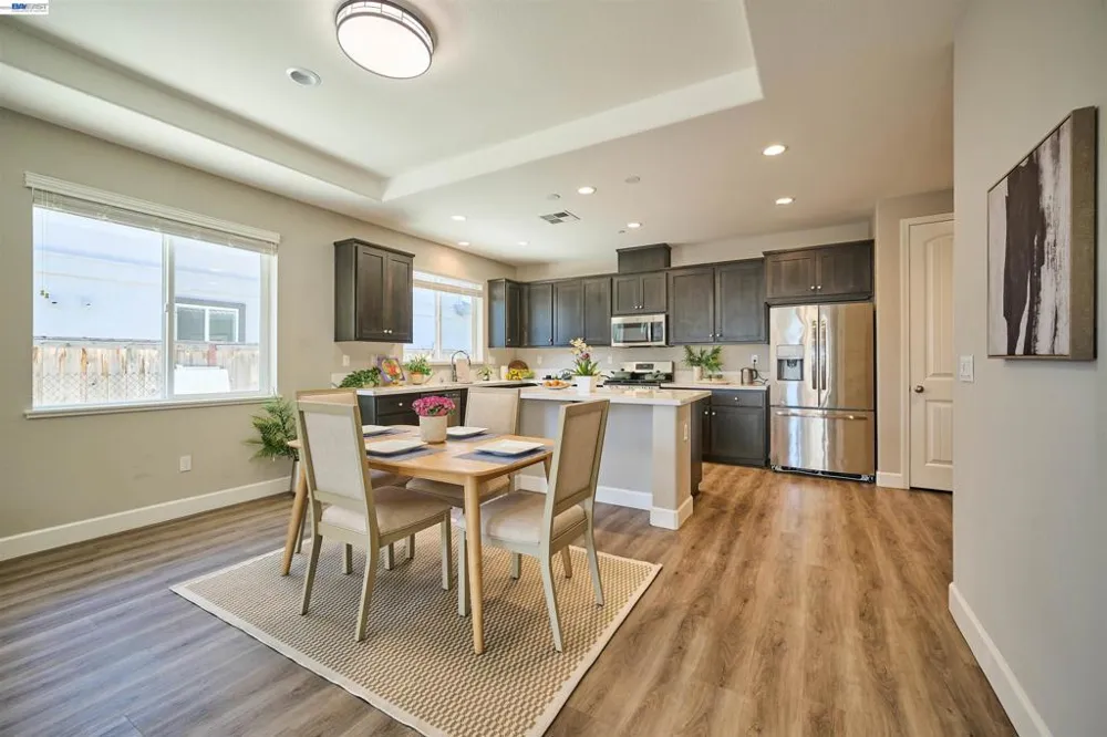 243 Gannet St Vacaville, CA 95688