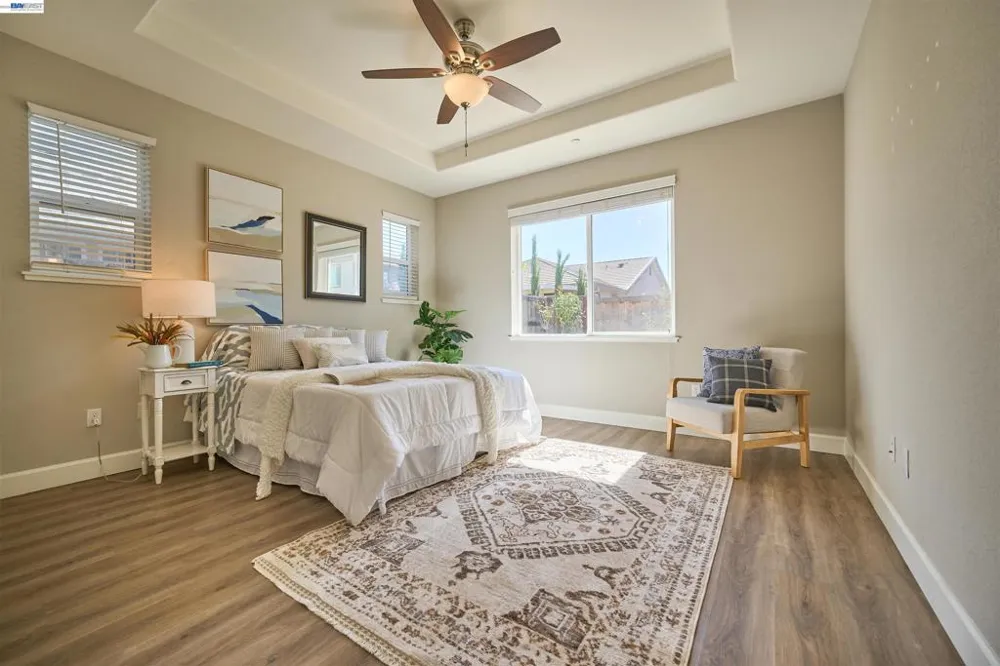 243 Gannet St Vacaville, CA 95688