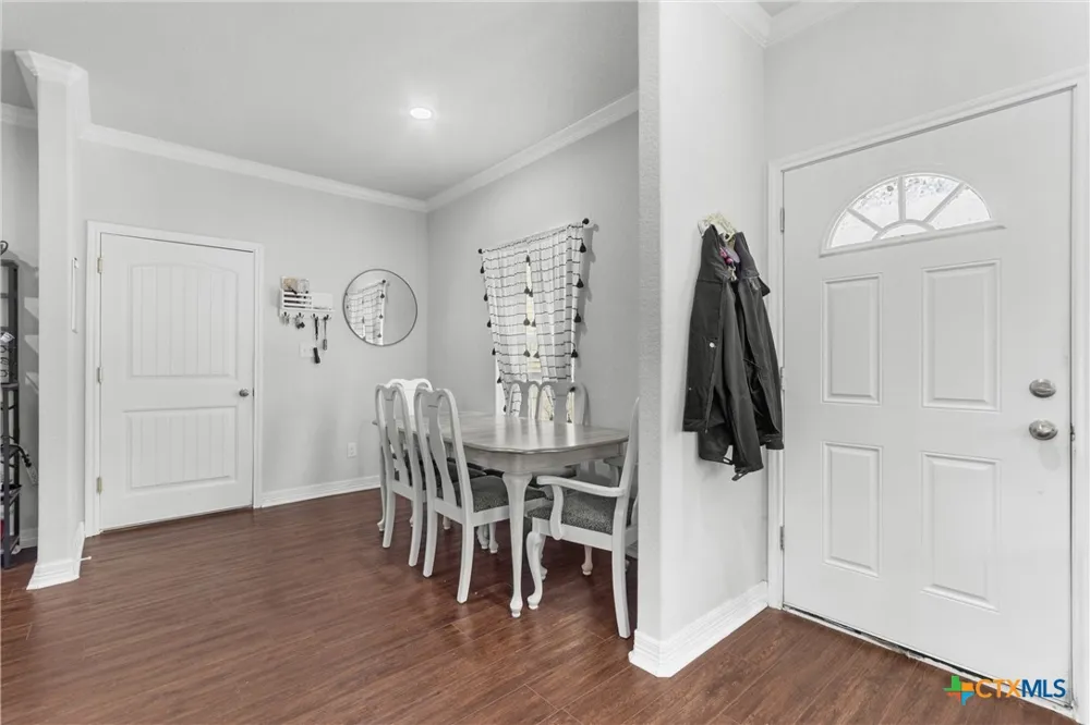 104 Avenue B Moody, TX 76557