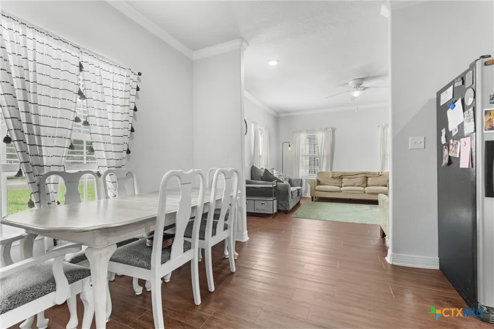 104 Avenue B Moody, TX 76557