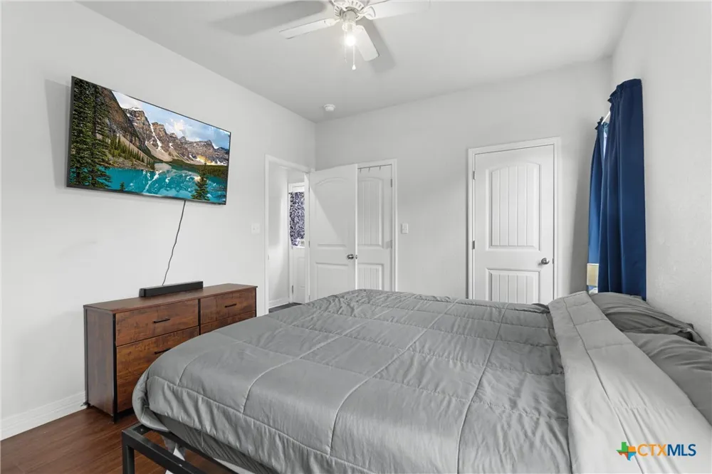 104 Avenue B Moody, TX 76557
