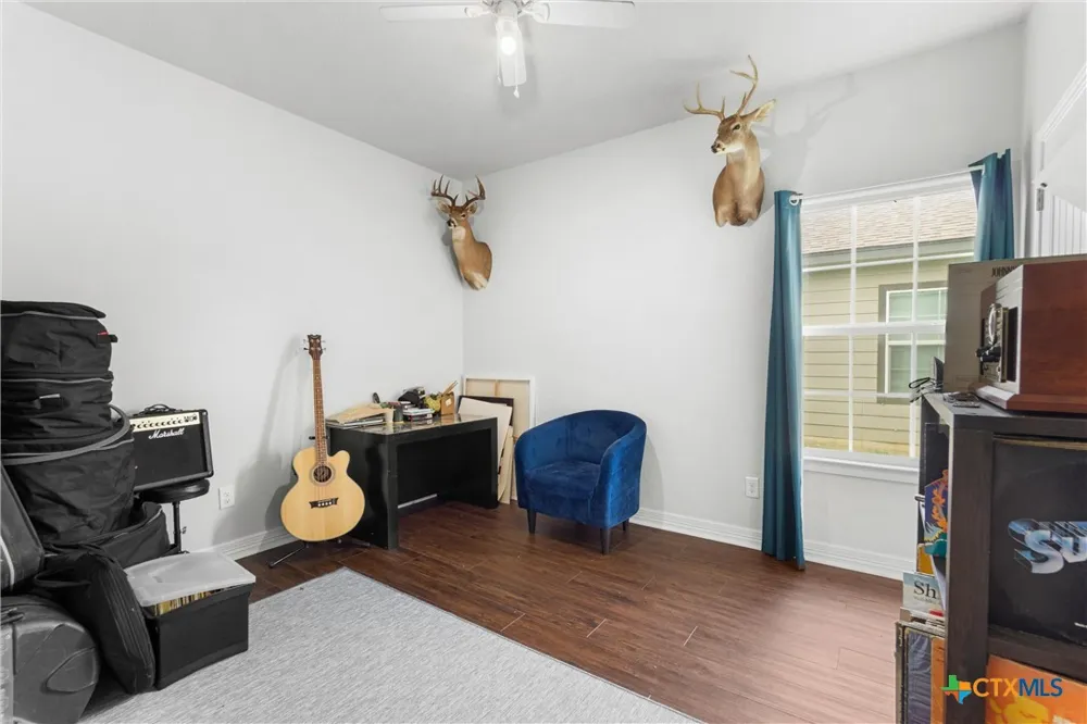 104 Avenue B Moody, TX 76557