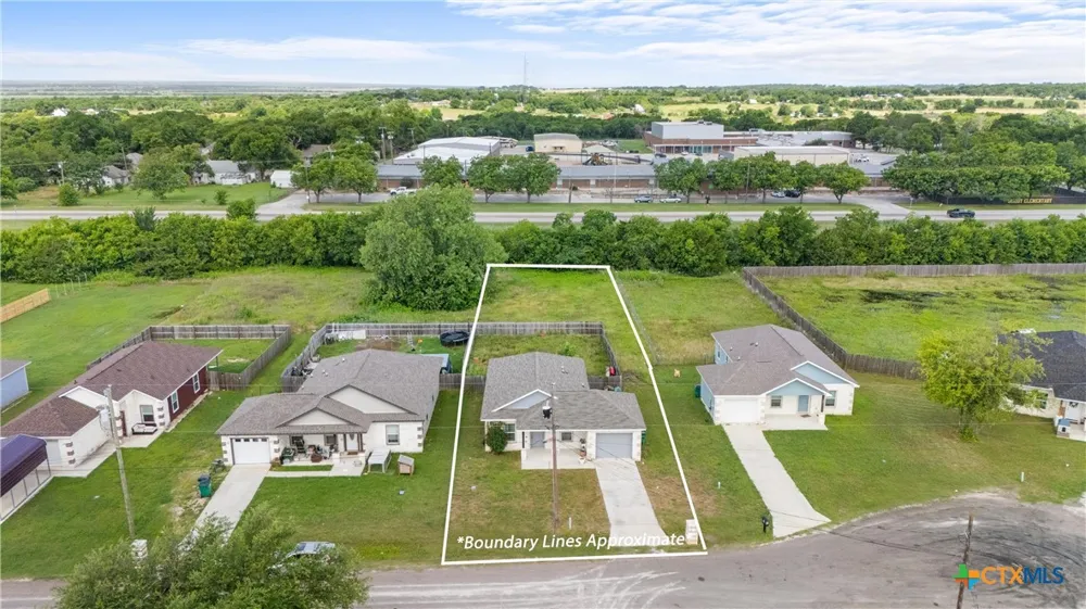 104 Avenue B Moody, TX 76557