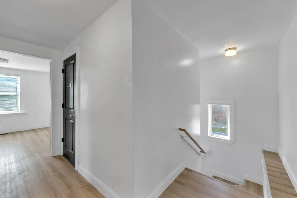 21004 Reimanville Avenue Royal Oak Charter Township, MI 48220