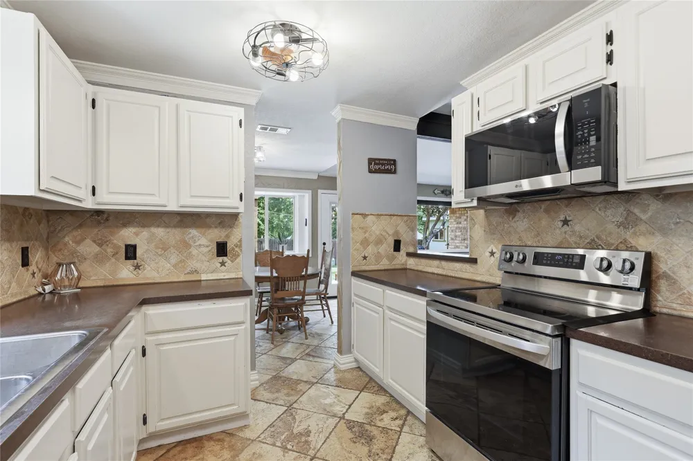 10164 Indian Mound Road Fort Worth, TX 76108