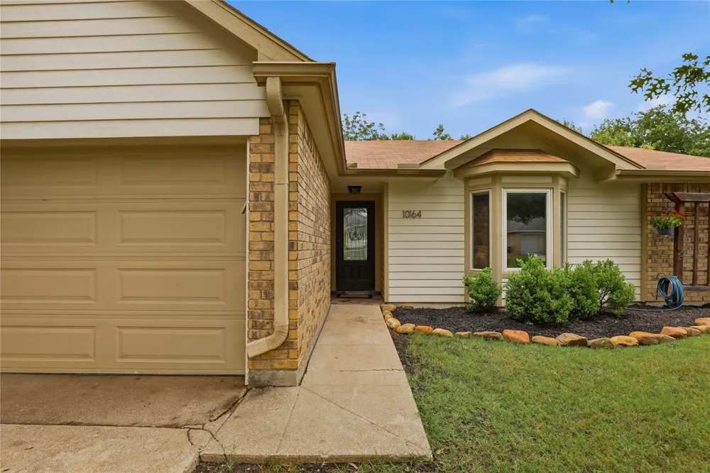 10164 Indian Mound Road Fort Worth, TX 76108