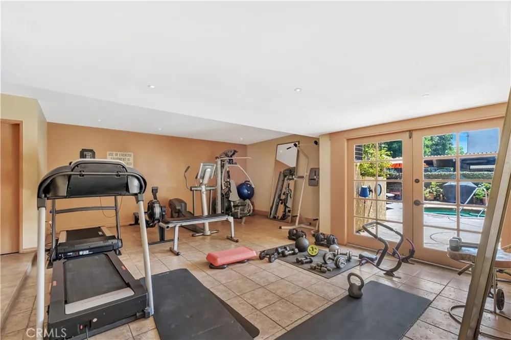 5257 Radford Avenue #208 Valley Village, CA 91607