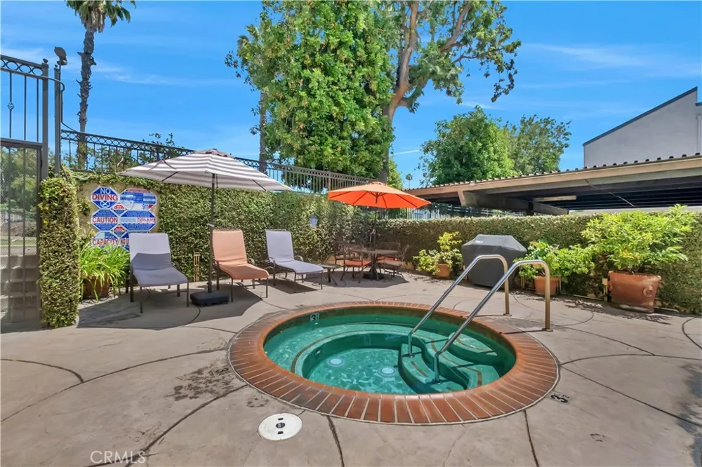 5257 Radford Avenue #208 Valley Village, CA 91607