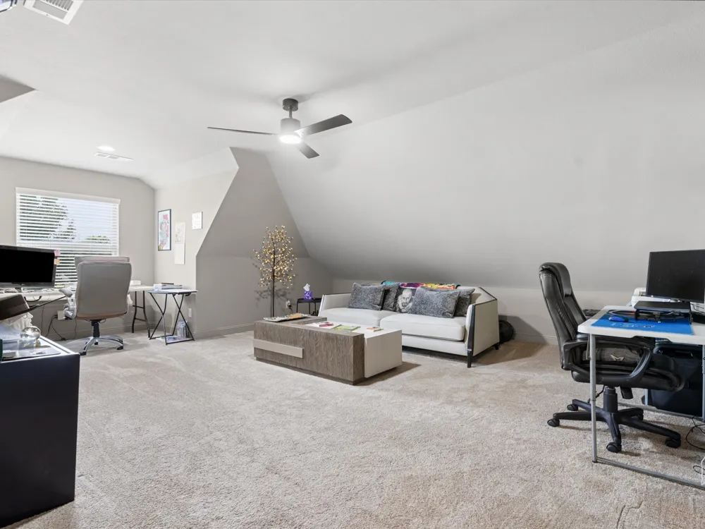 111 Old Base Road Aurora, TX 76078