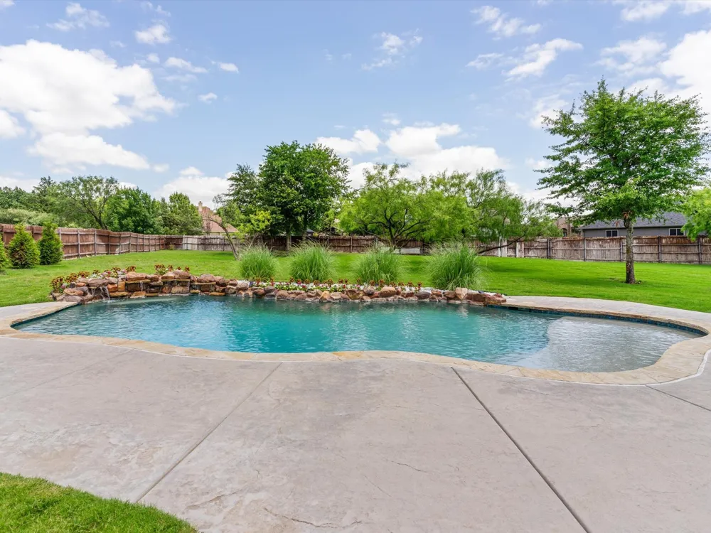 111 Old Base Road Aurora, TX 76078