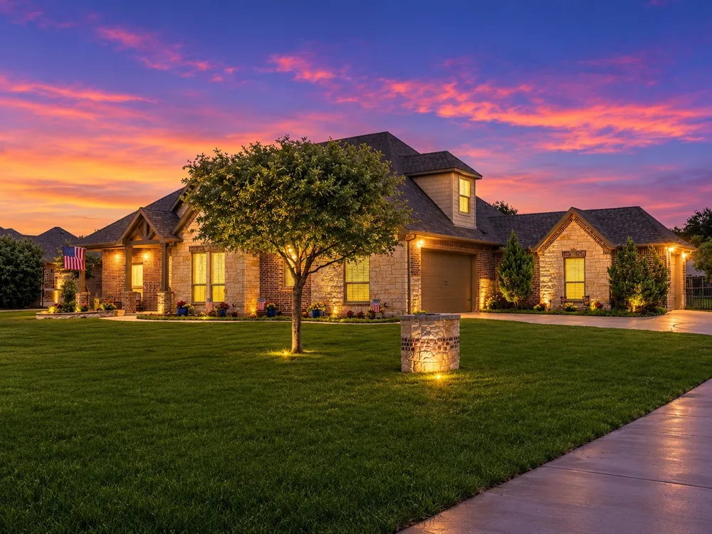 111 Old Base Road Aurora, TX 76078