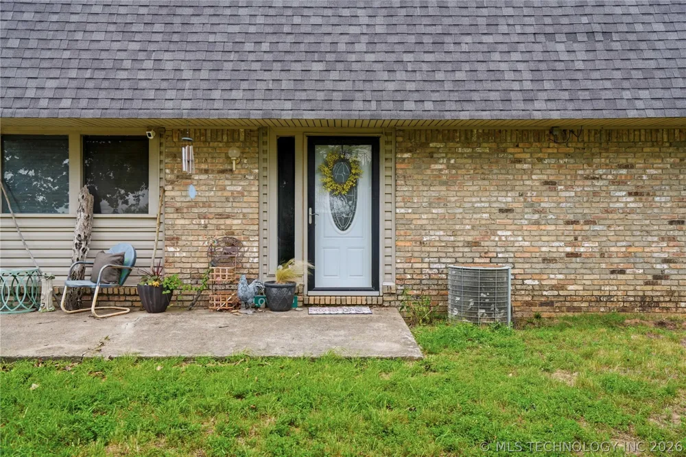 20355 S 85th Street E Webbers Falls, OK 74470