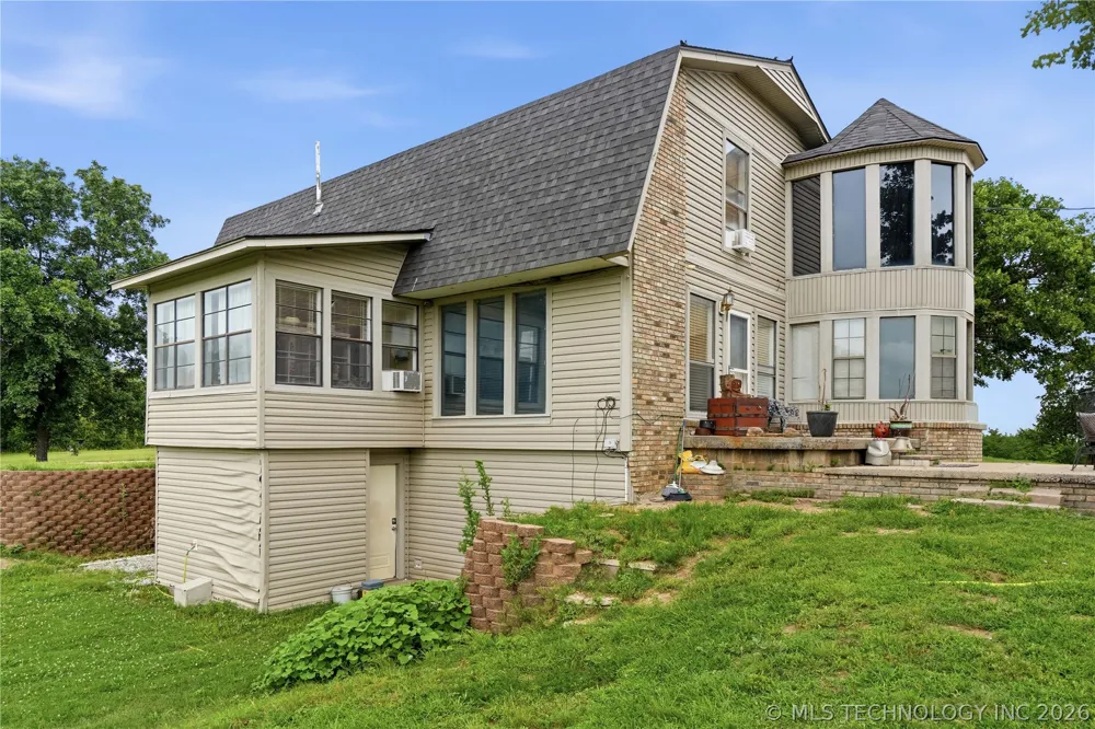 20355 S 85th Street E Webbers Falls, OK 74470