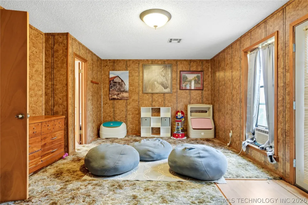 20355 S 85th Street E Webbers Falls, OK 74470