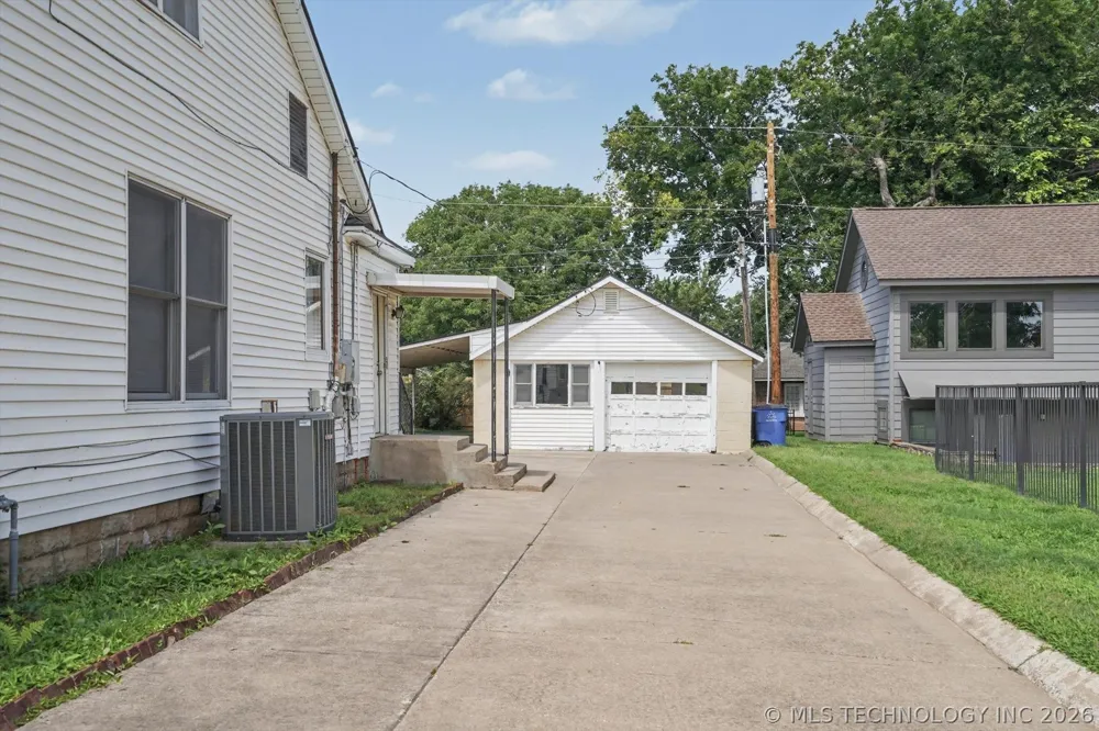 1608 S Knoxville Avenue Tulsa, OK 74112