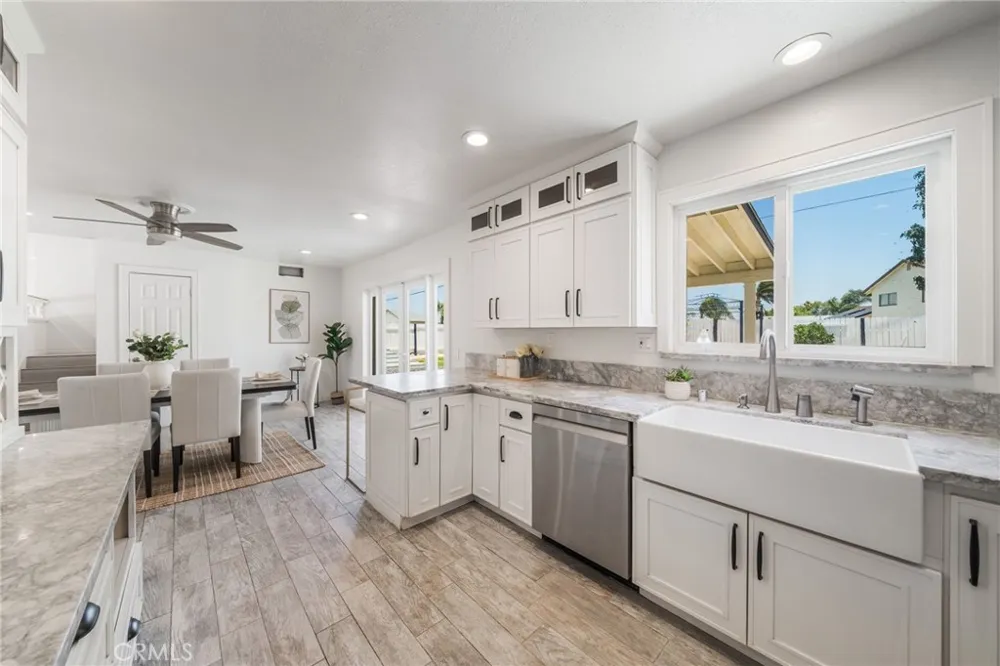 2515 Monterey Peninsula Corona, CA 92882