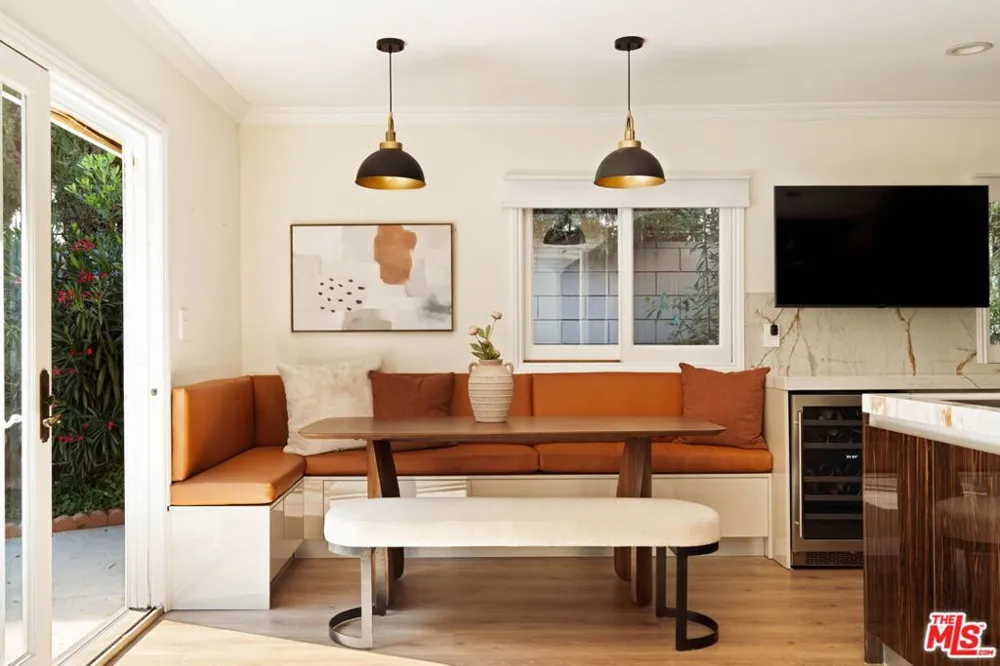 2103 Hobart Boulevard Los Angeles, CA 90027
