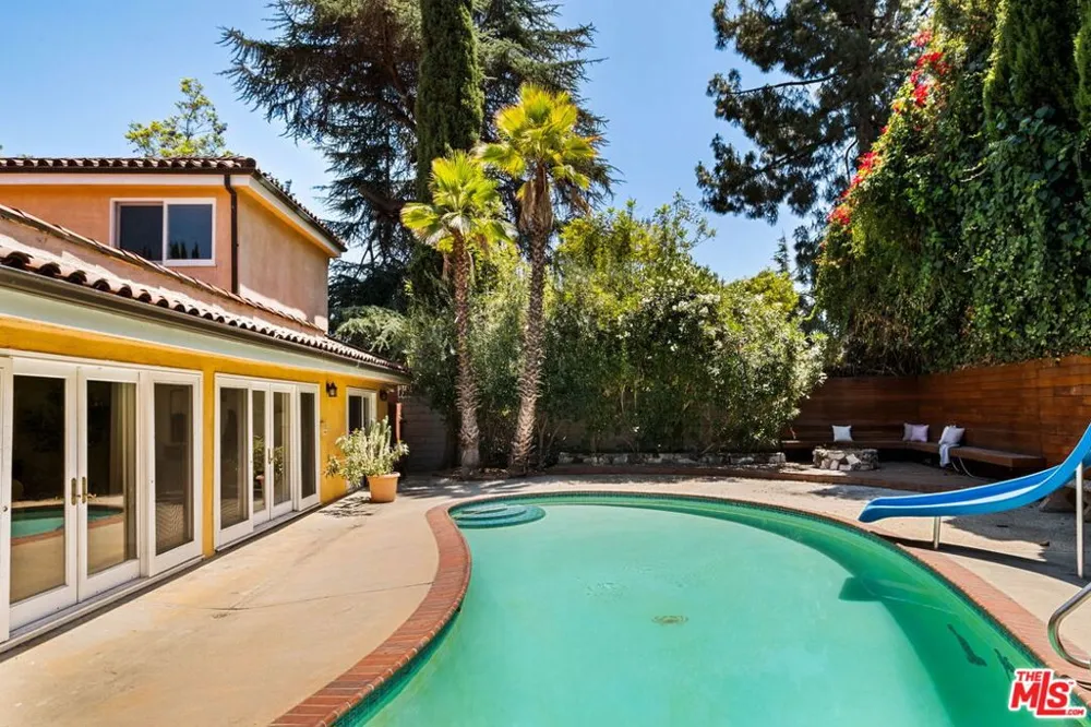 2103 Hobart Boulevard Los Angeles, CA 90027