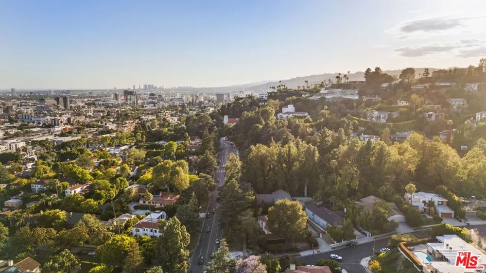 2103 Hobart Boulevard Los Angeles, CA 90027