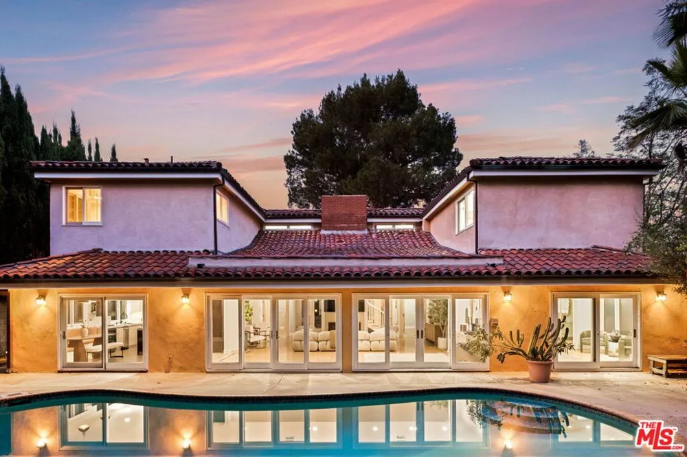 2103 Hobart Boulevard Los Angeles, CA 90027
