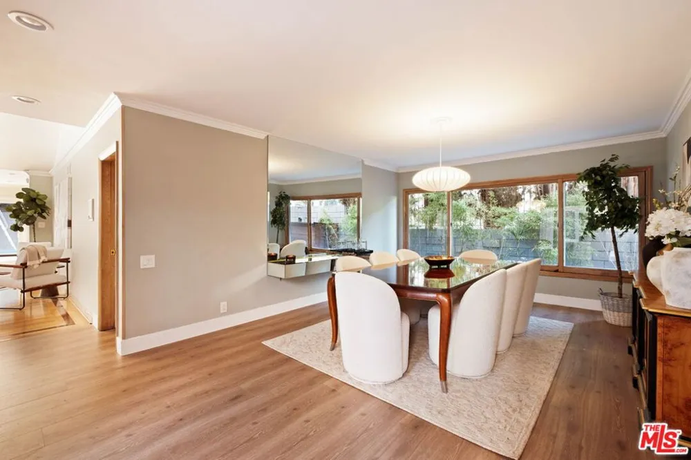 2103 Hobart Boulevard Los Angeles, CA 90027