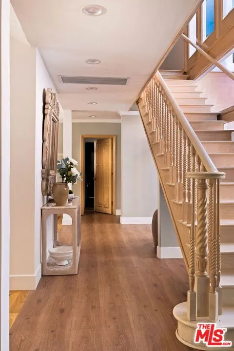 2103 Hobart Boulevard Los Angeles, CA 90027