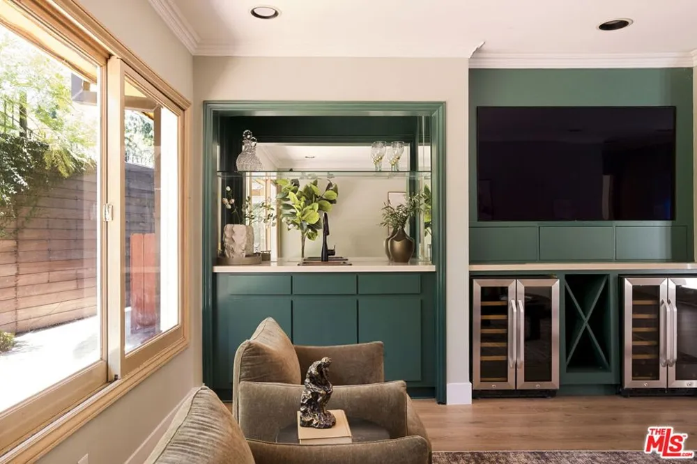 2103 Hobart Boulevard Los Angeles, CA 90027