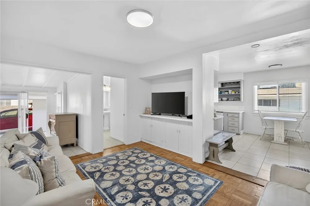 237 Avenida Montalvo #A San Clemente, CA 92672