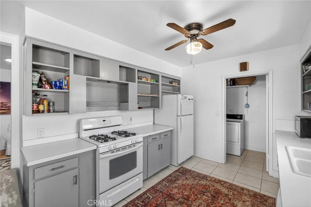 237 Avenida Montalvo #A San Clemente, CA 92672