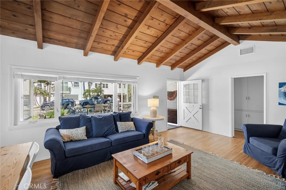 237 Avenida Montalvo #A San Clemente, CA 92672