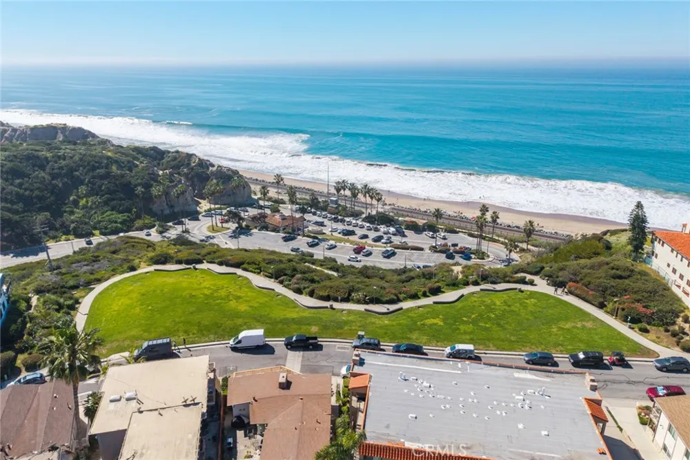 237 Avenida Montalvo #A San Clemente, CA 92672