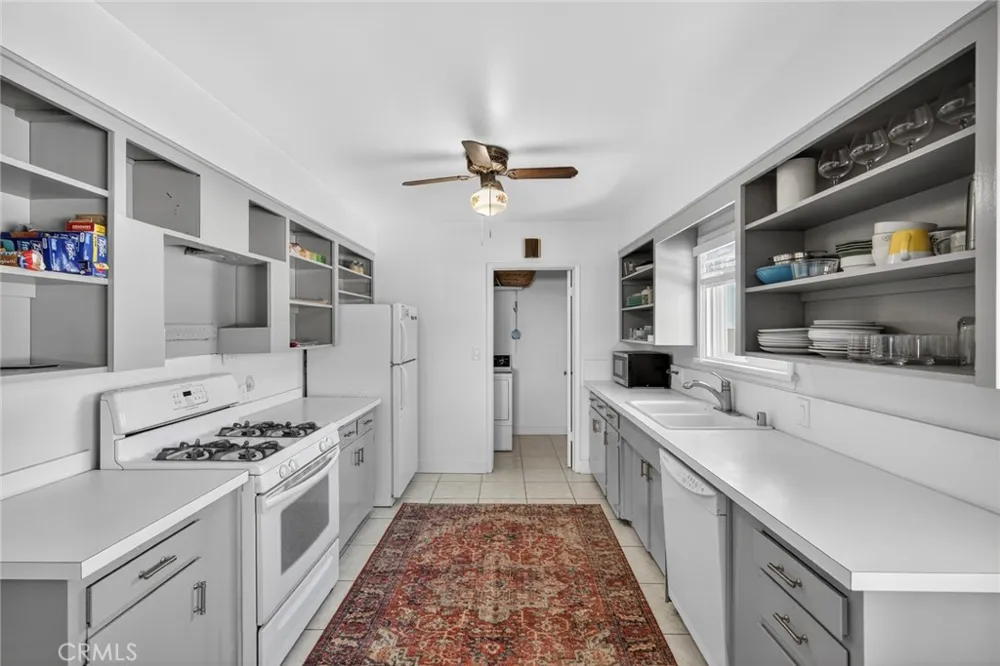 237 Avenida Montalvo #A San Clemente, CA 92672