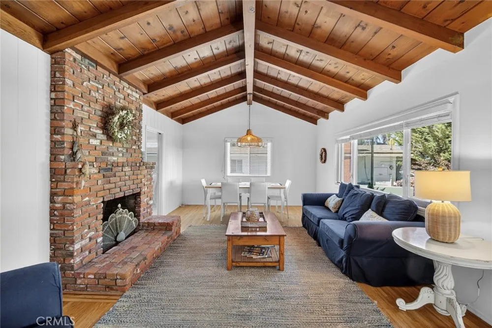 237 Avenida Montalvo #A San Clemente, CA 92672