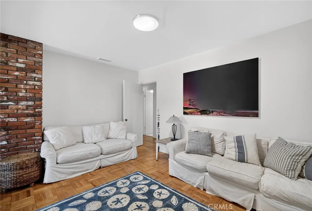 237 Avenida Montalvo #A San Clemente, CA 92672