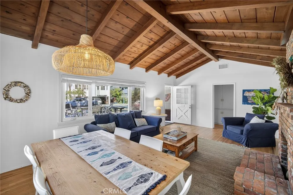 237 Avenida Montalvo #A San Clemente, CA 92672