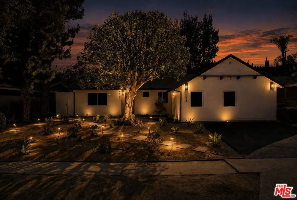 6531 Neddy Avenue West Hills, CA 91307