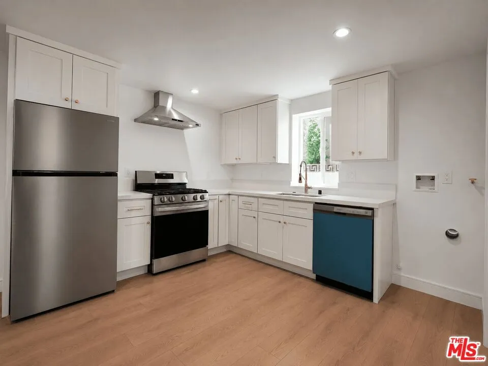6531 Neddy Avenue West Hills, CA 91307