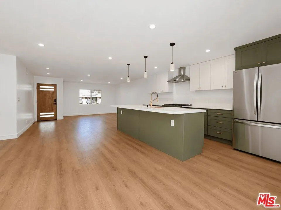 6531 Neddy Avenue West Hills, CA 91307
