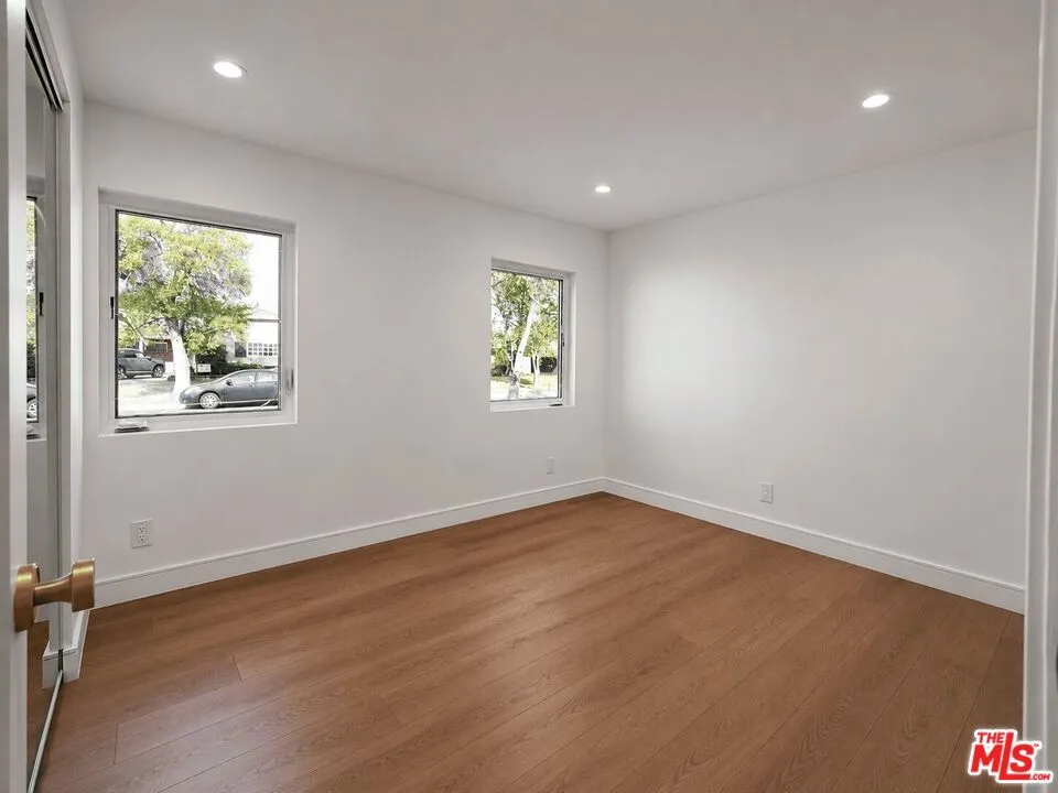 6531 Neddy Avenue West Hills, CA 91307