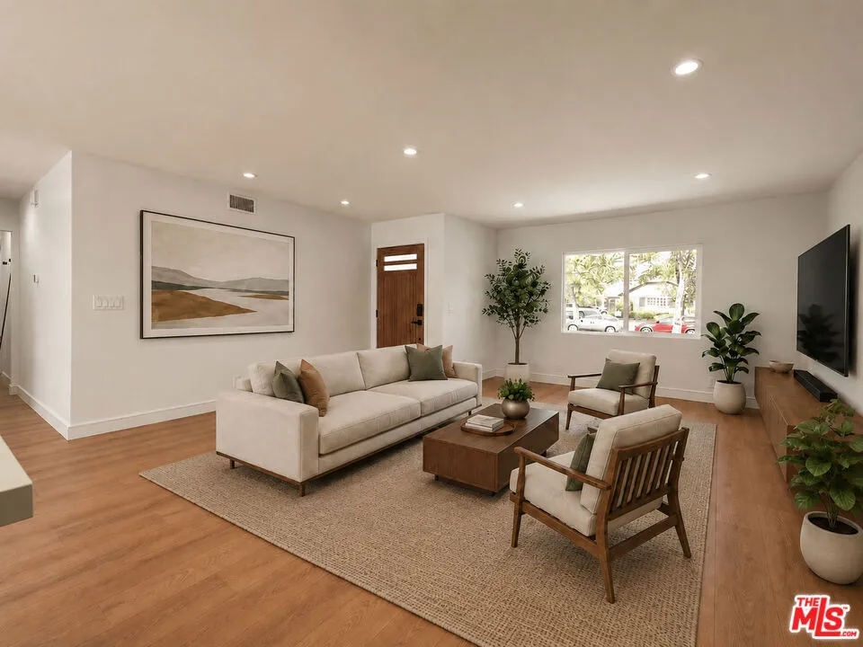 6531 Neddy Avenue West Hills, CA 91307