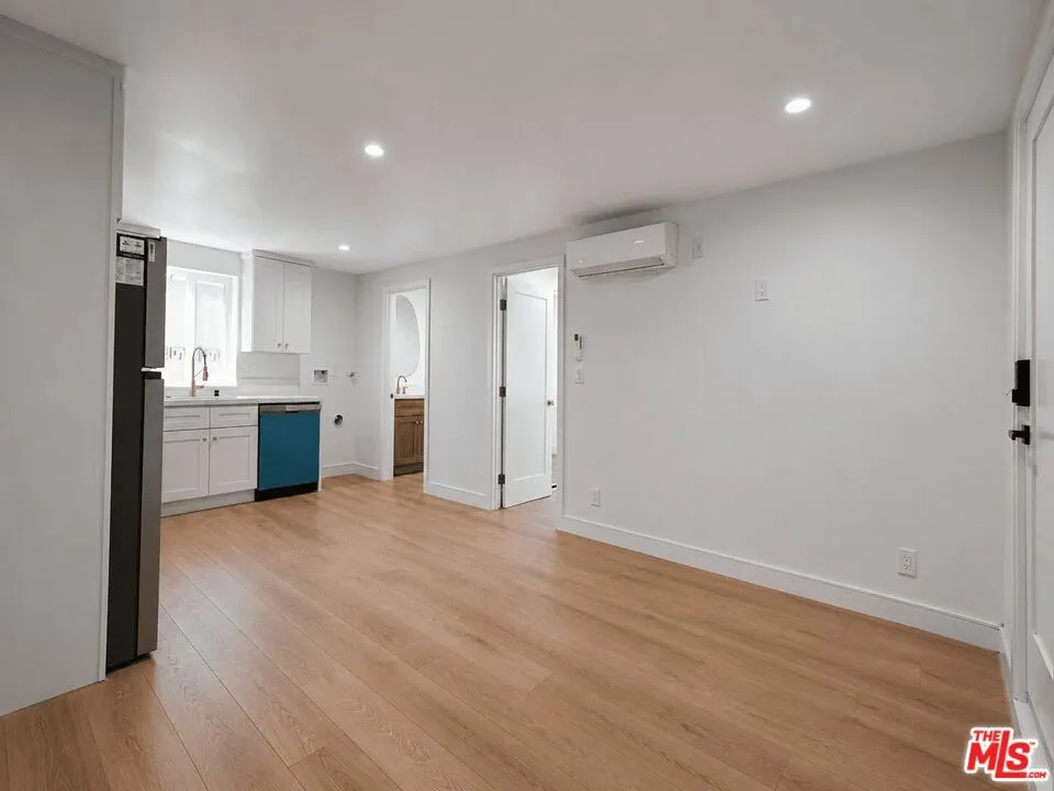 6531 Neddy Avenue West Hills, CA 91307