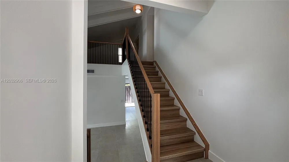 49 Forest Cir Cooper City, FL 33026