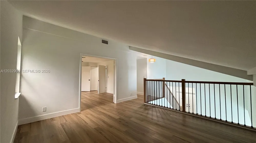49 Forest Cir Cooper City, FL 33026