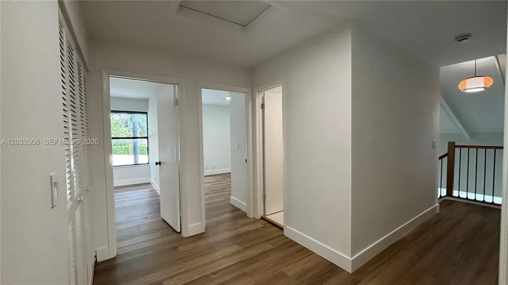 49 Forest Cir Cooper City, FL 33026