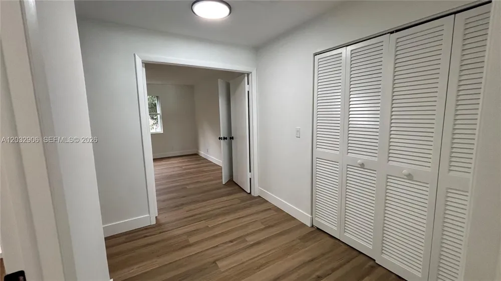 49 Forest Cir Cooper City, FL 33026
