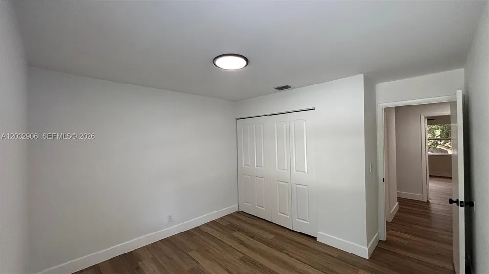 49 Forest Cir Cooper City, FL 33026