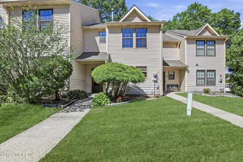 1206 Dahlia Court