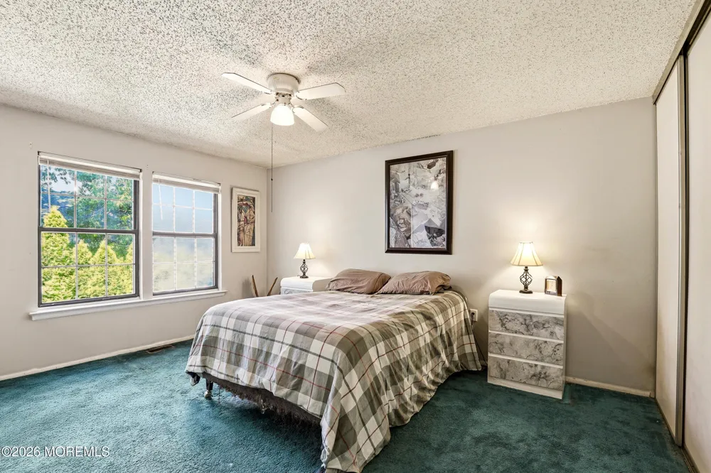 1206 Dahlia Court Jackson, NJ 08527